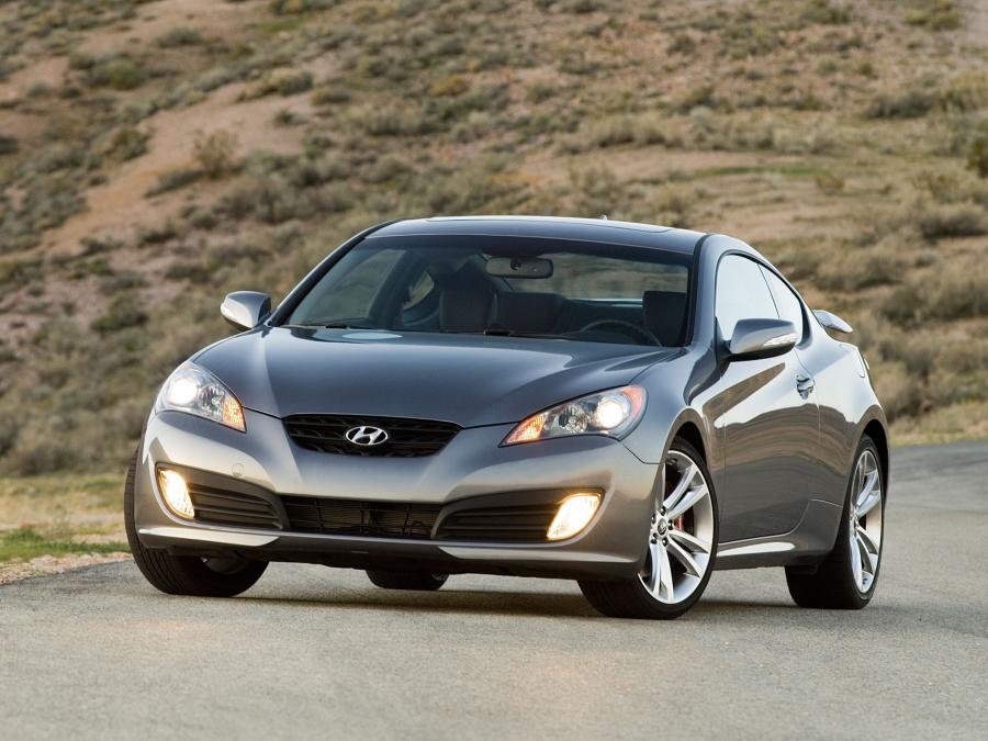  Hyundai Genesis Coupe 2009 года  (US) (фото 19 из 30)